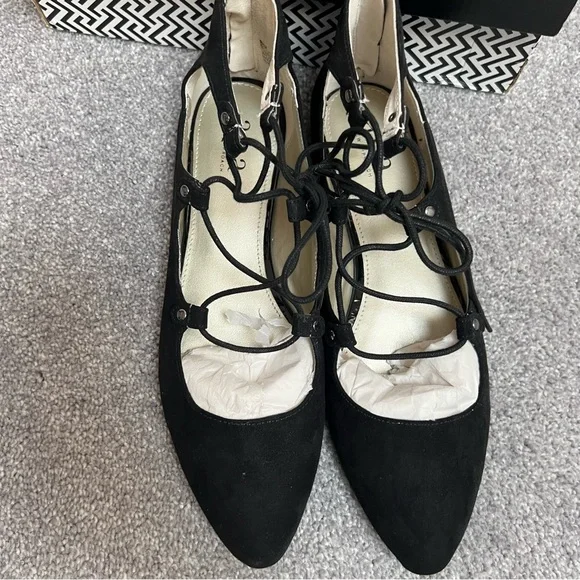 A. N. A. Black suede lace up bow tie pointed Ember Black size 9.5 M comes in box - Picture 4 of 10